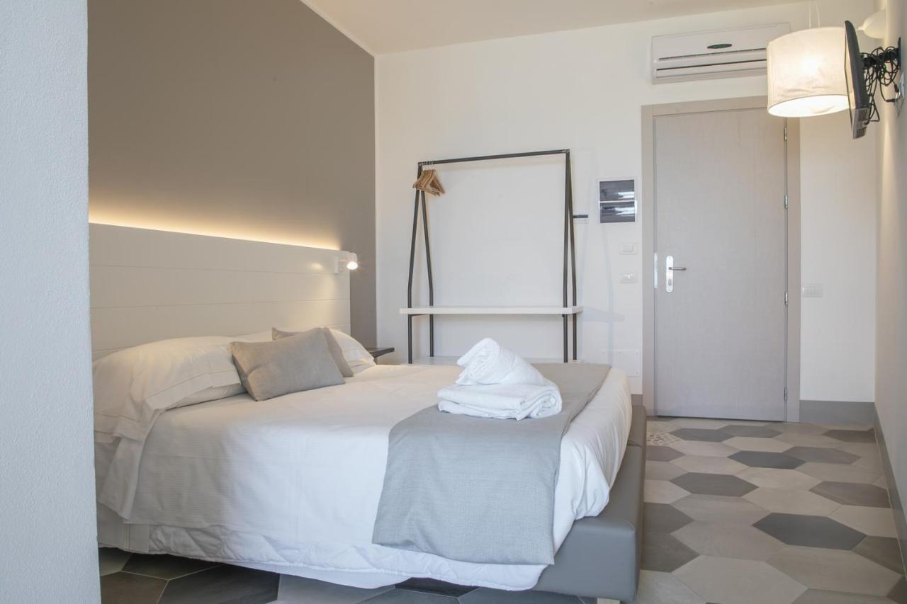 Hotel Villa Ambra Orbetello Esterno foto