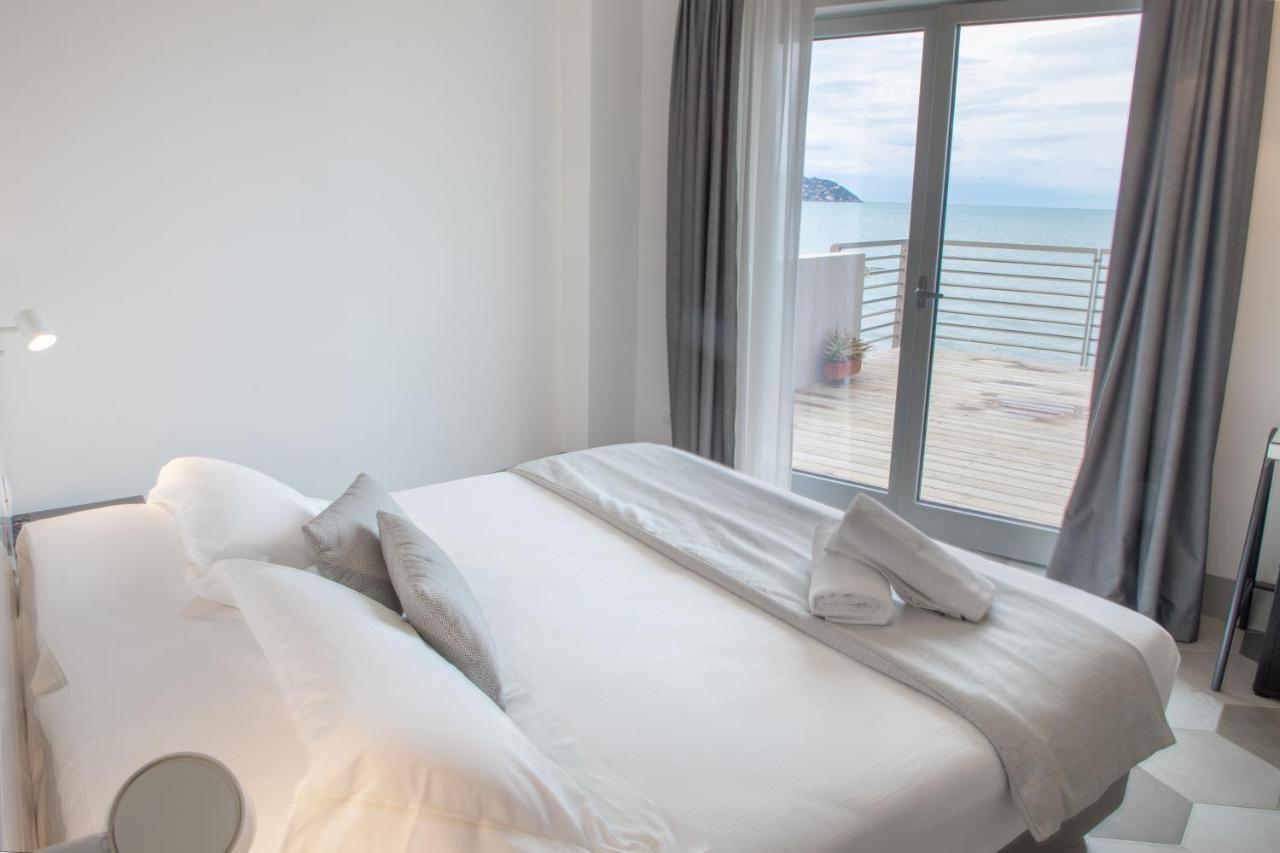 Hotel Villa Ambra Orbetello Esterno foto